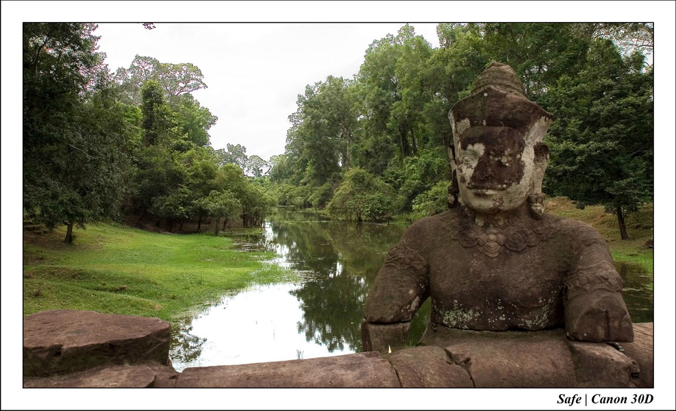 2006 - 07 - Temple angkor - Phrea Khan 07